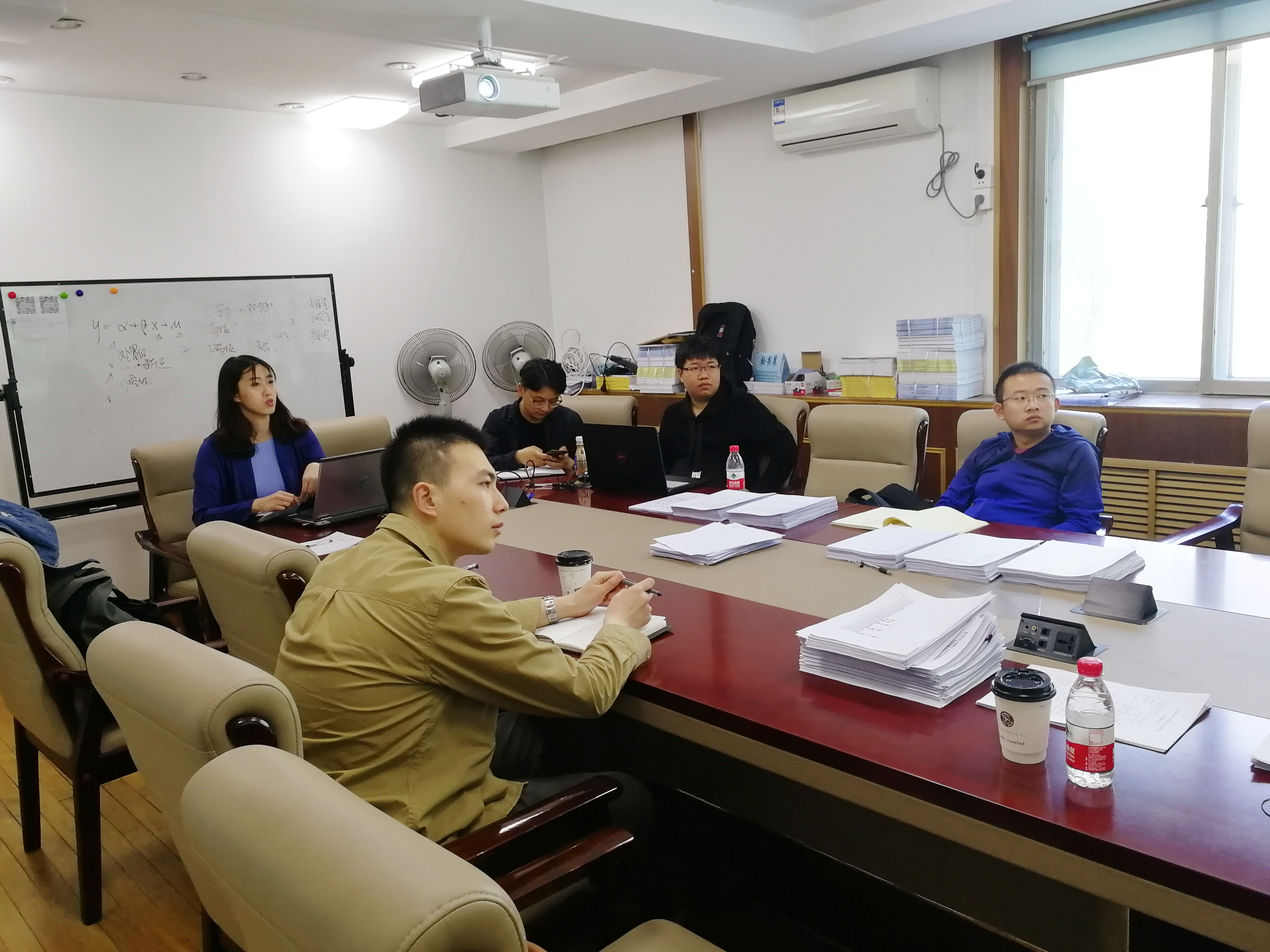 BEAT365英国官网博士生沙龙2019-04(总第4期)简报图片.jpg BEAT365英国官网博士生沙龙2019-04(总第4期)简报图片.jpg